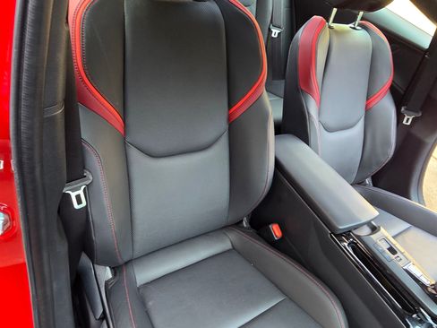 Used 2024 Toyota Prius Prime image 12