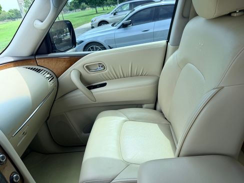 Used 2012 INFINITI QX56 2WD w/ Theater Pkg image 24