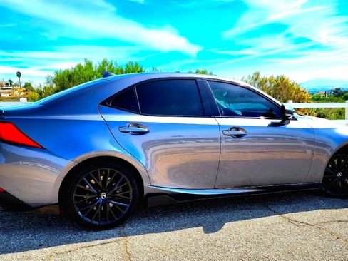 Used 2018 Lexus IS 300 F Sport image 6