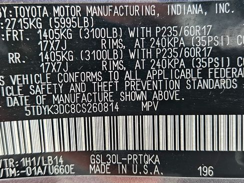 Used 2012 Toyota Sienna XLE image 22