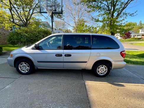 Used 2007 Dodge Grand Caravan SE w/ Popular Equipment Group I FWD image 6