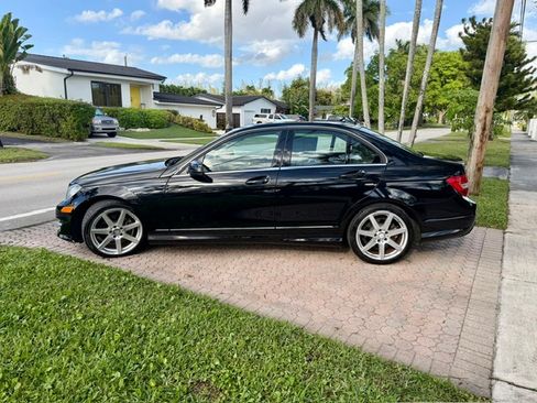 Used 2014 Mercedes-Benz C 250 Sedan image 16