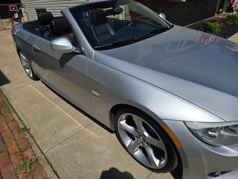 Used 2013 BMW 335i Convertible RWD image 7