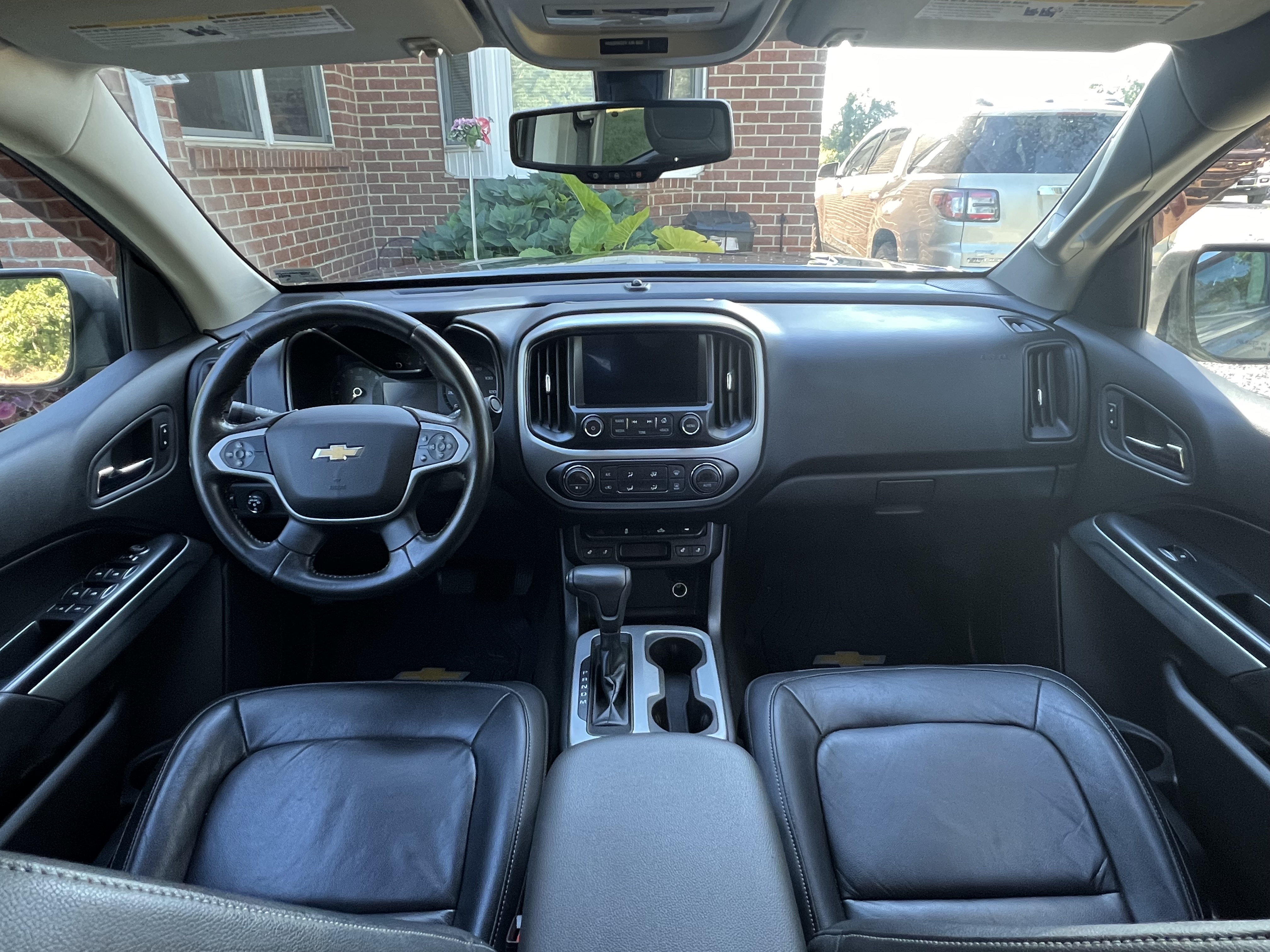 Used 2016 Chevrolet Colorado LT w/ Luxury Package, Chrome AWD/4WD image 9
