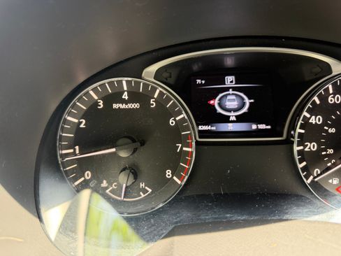 Used 2018 Nissan Altima 2.5 SR w/ SR Midnight Edition FWD image 15