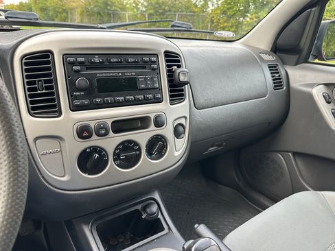 Used 2007 Ford Escape XLT AWD/4WD image 14