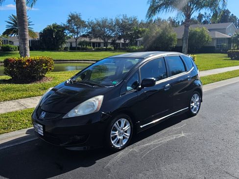 Used 2009 Honda Fit Sport image 1