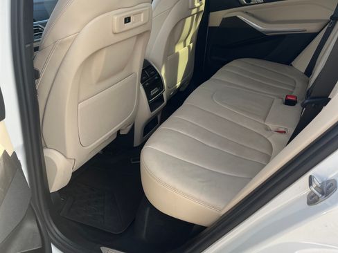 Used 2021 BMW X5 xDrive45e w/ M Sport Package image 9