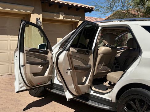 Used 2013 Mercedes-Benz ML 350 4MATIC image 5
