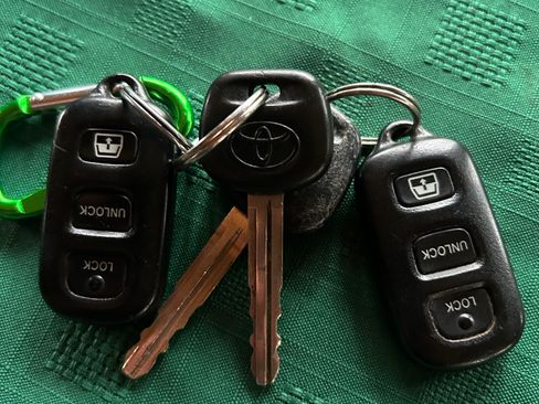 Used 2006 Toyota Sequoia Limited image 15