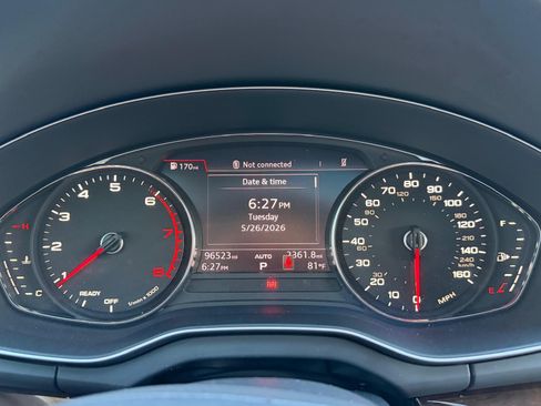 Used 2019 Audi Q5 2.0T Premium w/ Convenience Package AWD/4WD image 26