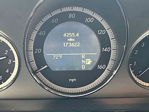 Used 2010 Mercedes-Benz E 350 Sedan image 18