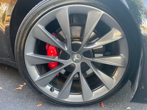 Used 2020 Tesla Model S Performance AWD/4WD image 11