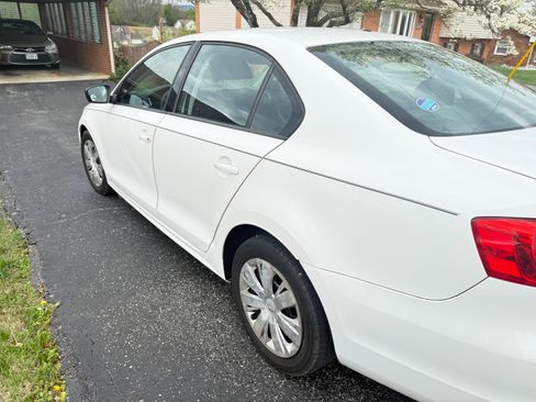 Used 2012 Volkswagen Jetta S image 8