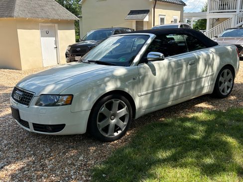 Used 2005 Audi S4 Cabriolet image 4