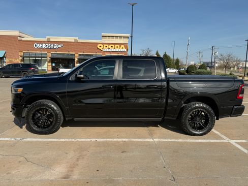 Used 2020 RAM 1500 Limited w/ Black Appearance Package image 15