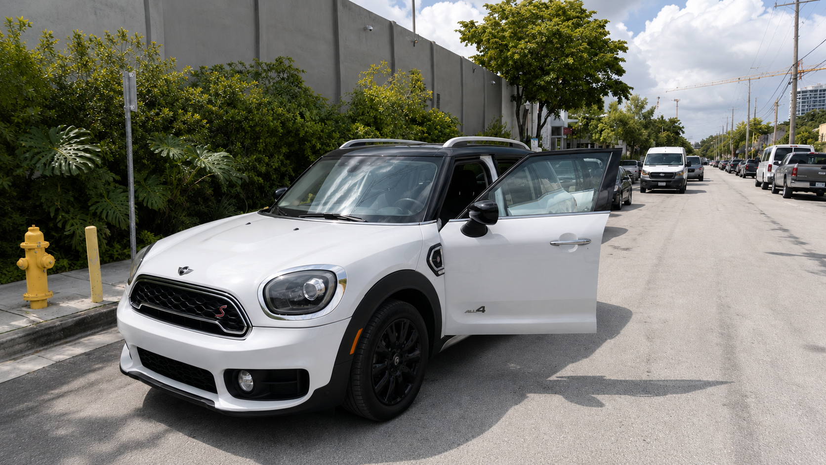 Used 2020 MINI Cooper Countryman S FWD image 1