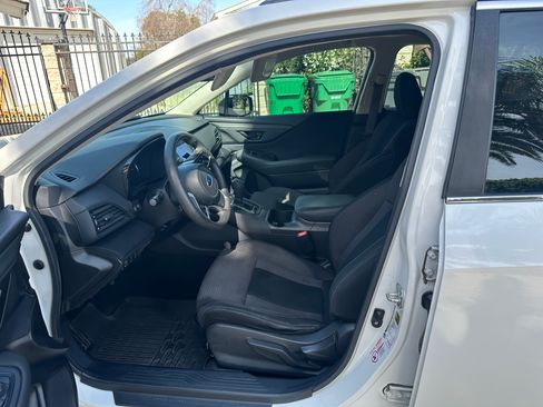 Used 2020 Subaru Outback Wagon 4D image 9