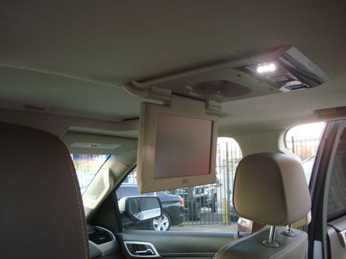 Used 2019 GMC Yukon XL Denali w/ Denali Ultimate Package image 20