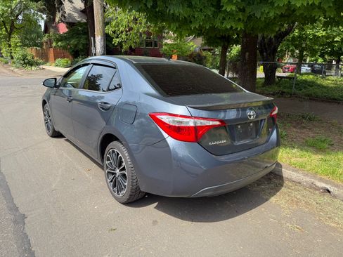 Used 2014 Toyota Corolla S FWD image 5