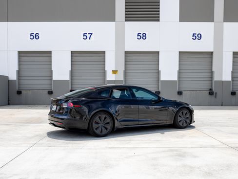 Used 2024 Tesla Model S Plaid AWD/4WD image 6