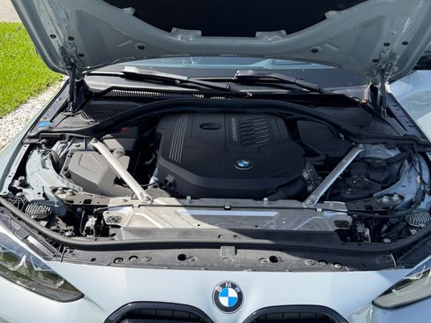 Used 2024 BMW M440i Coupe w/ Premium Package RWD image 10