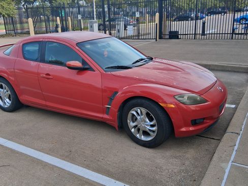 Used 2006 MAZDA RX-8 Coupe 4D w/ Appearance Pkg image 2