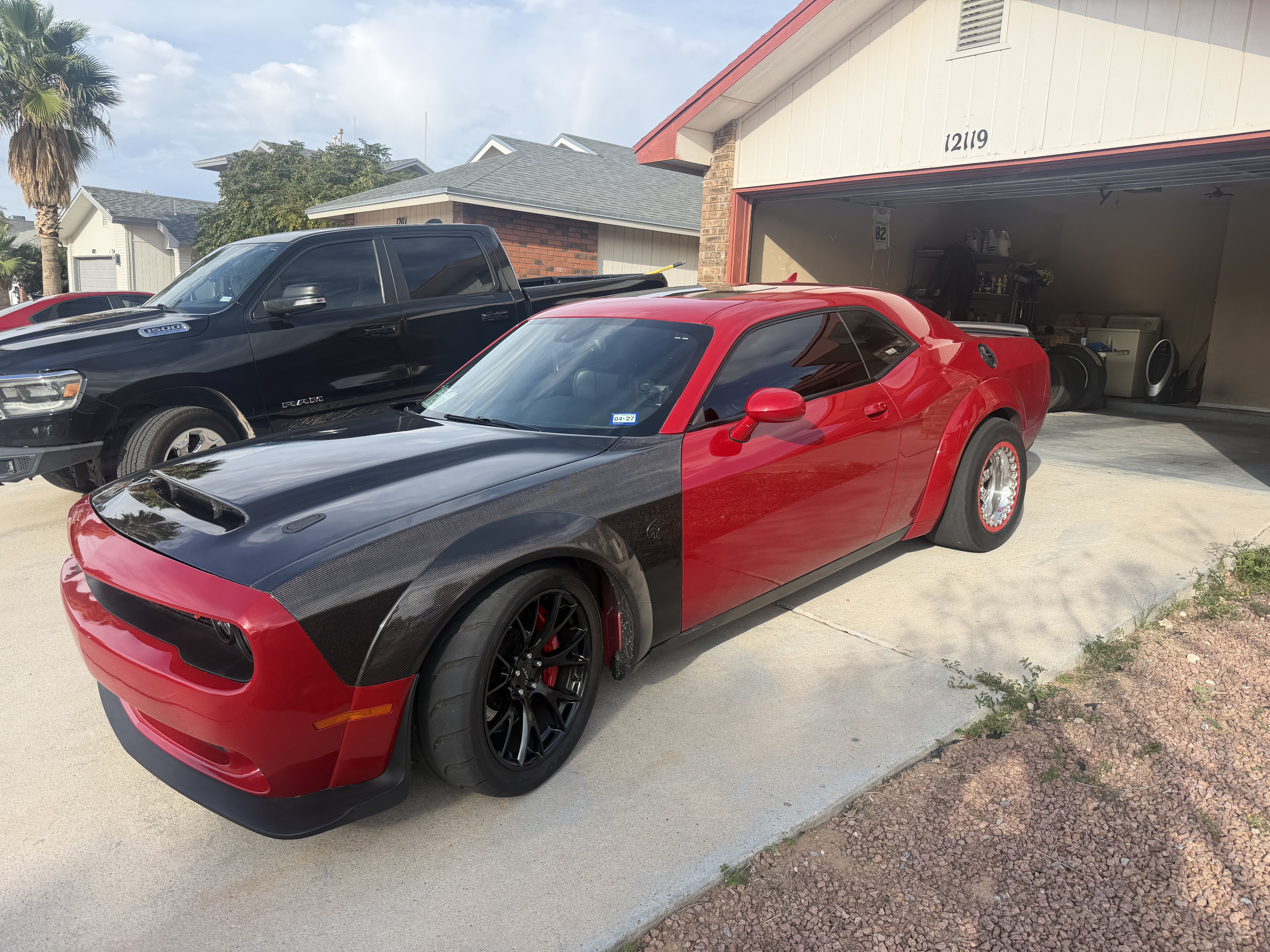 Used 2016 Dodge Challenger SRT Hellcat RWD image 6
