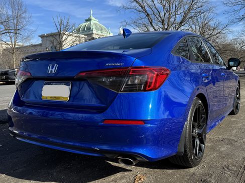 Used 2022 Honda Civic Sport image 8