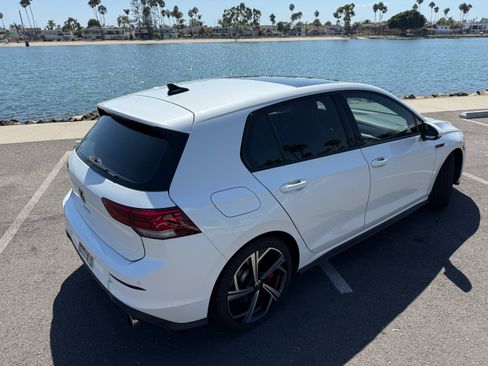 Used 2024 Volkswagen GTI SE FWD image 15