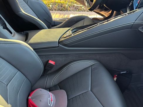 Used 2024 Chevrolet Corvette Z06 image 9