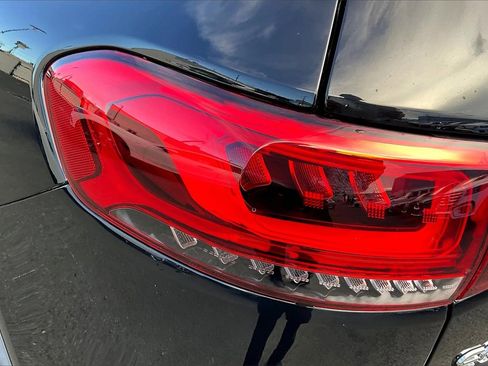 Used 2023 Mercedes-Benz EQB 250+ image 27