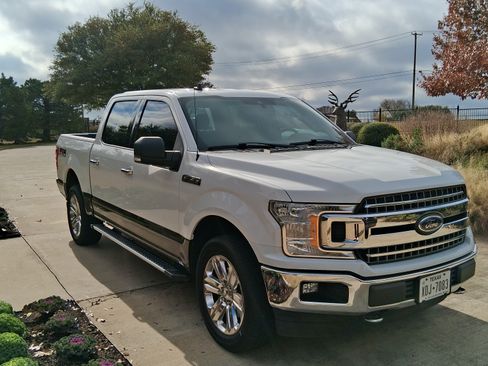 Used 2019 Ford F150 XLT w/ Equipment Group 302A Luxury image 2