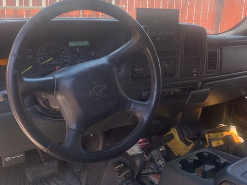 Used 2001 Chevrolet Silverado 3500 LS image 9