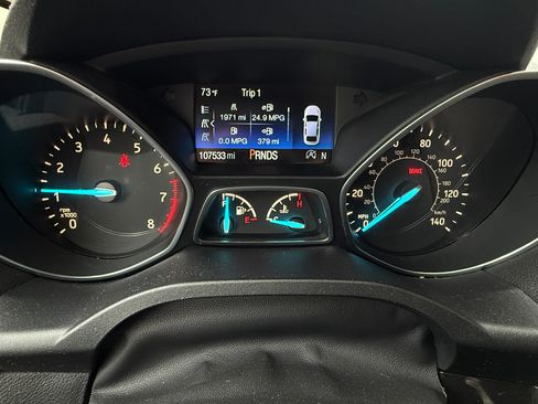 Used 2017 Ford Escape Titanium FWD image 10
