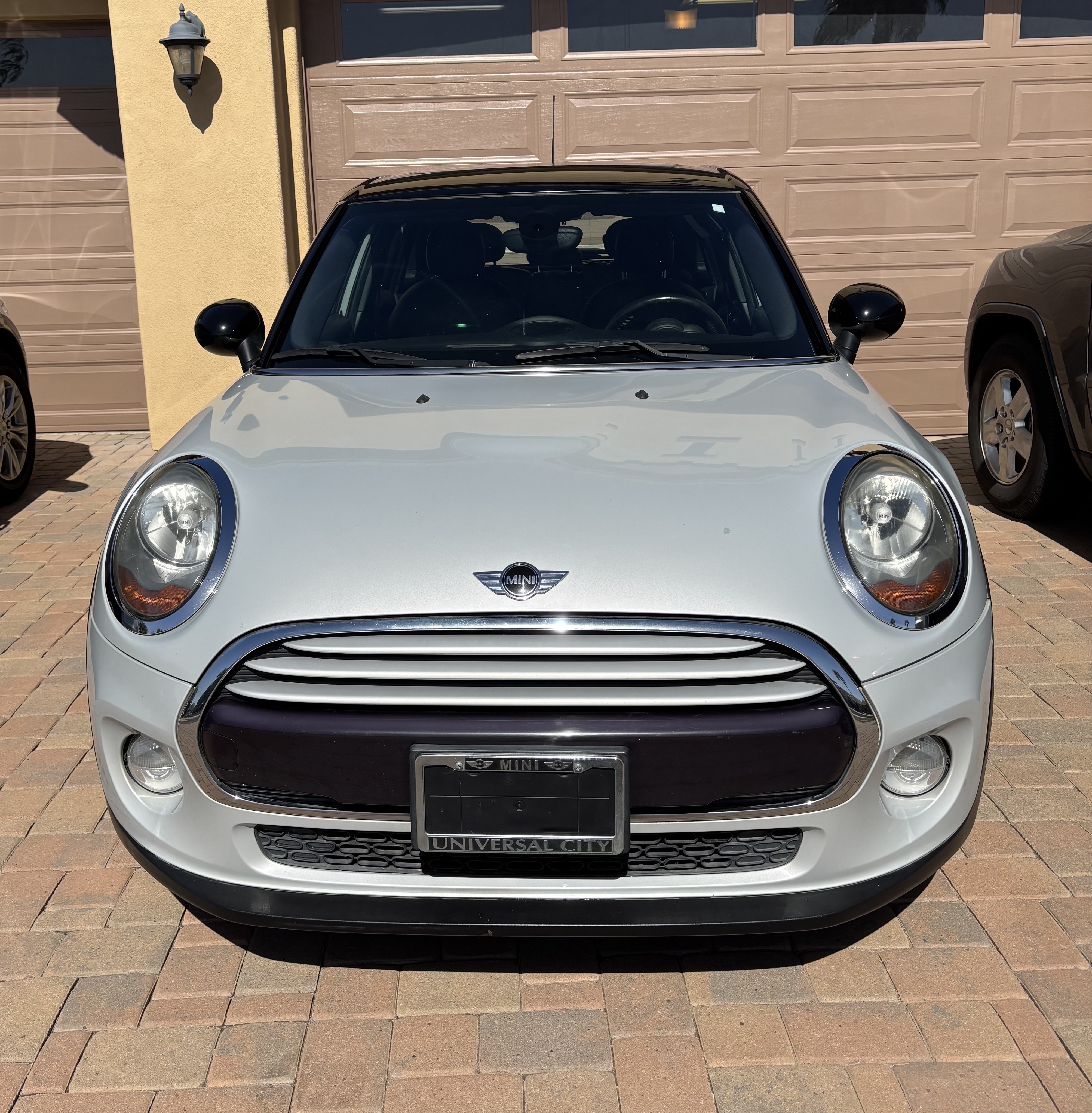 Used 2015 MINI Cooper 4-Door Hardtop FWD image 2
