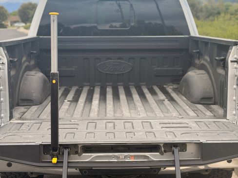 Used 2018 Ford F150 Lariat image 15