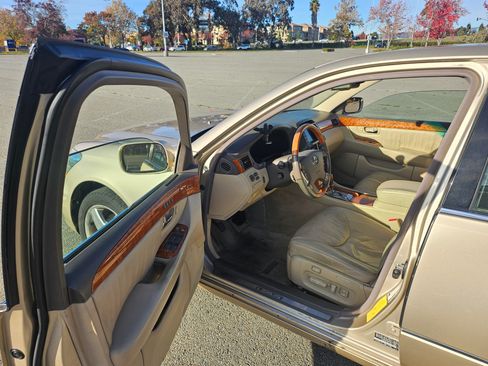 Used 2005 Lexus LS 430 image 14