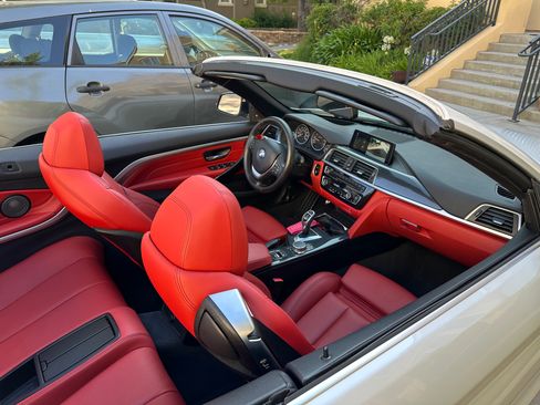 Used 2019 BMW 440i Convertible image 4
