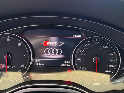 Used 2016 Audi RS 7 Prestige image 13