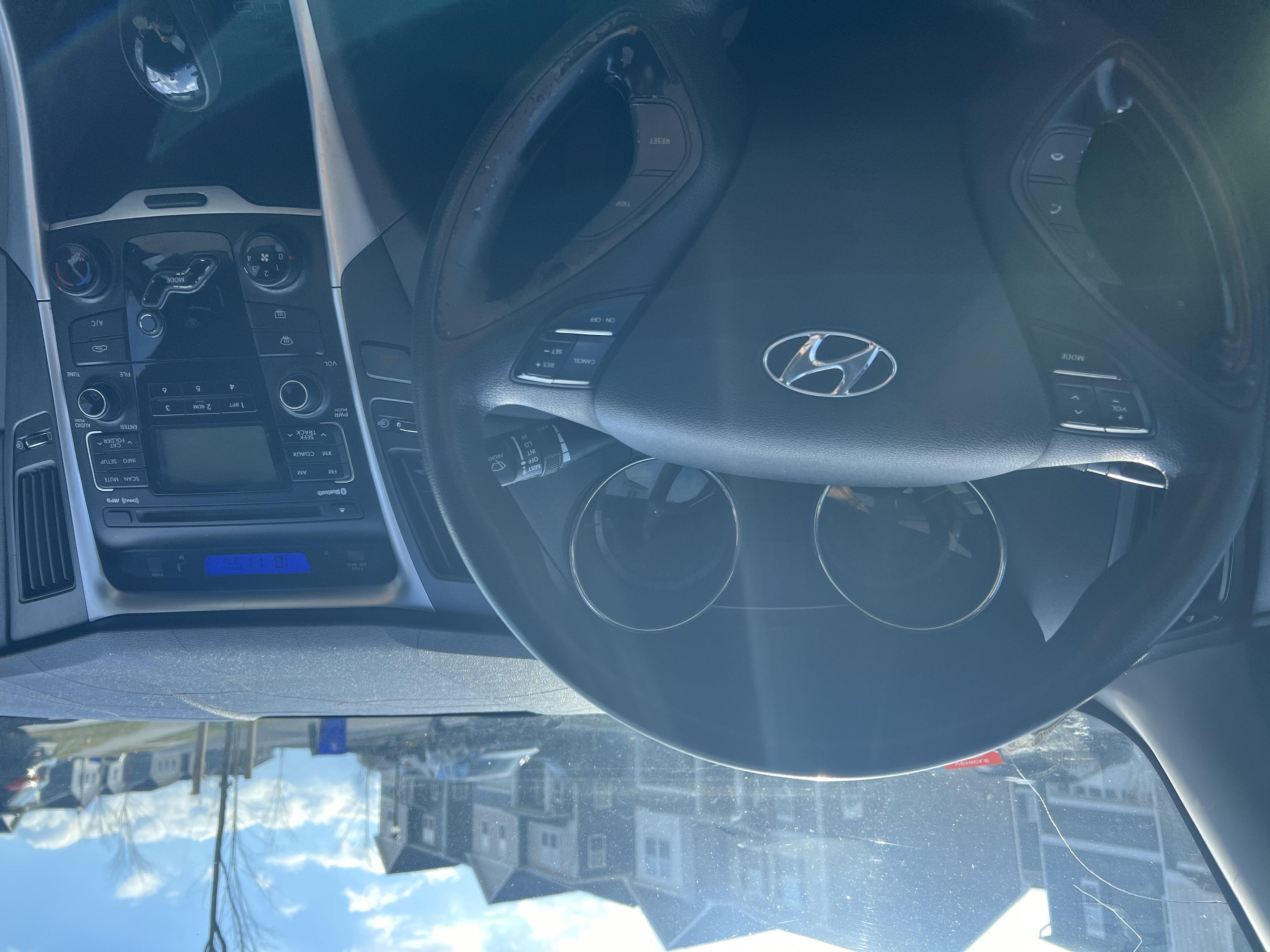 Used 2011 Hyundai Sonata GLS FWD image 11