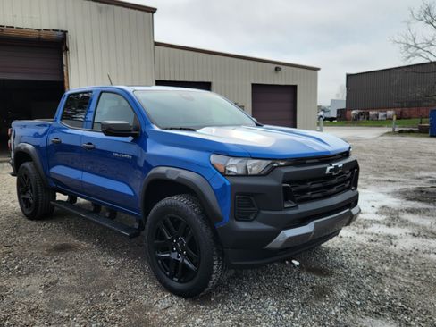 Used 2024 Chevrolet Colorado Trail Boss AWD/4WD image 4