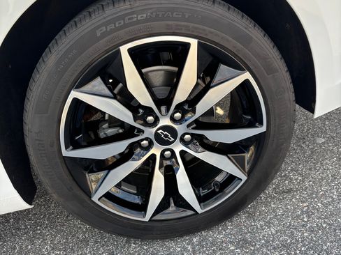 Used 2022 Chevrolet Malibu RS w/ LPO, Floor Liner Package image 9