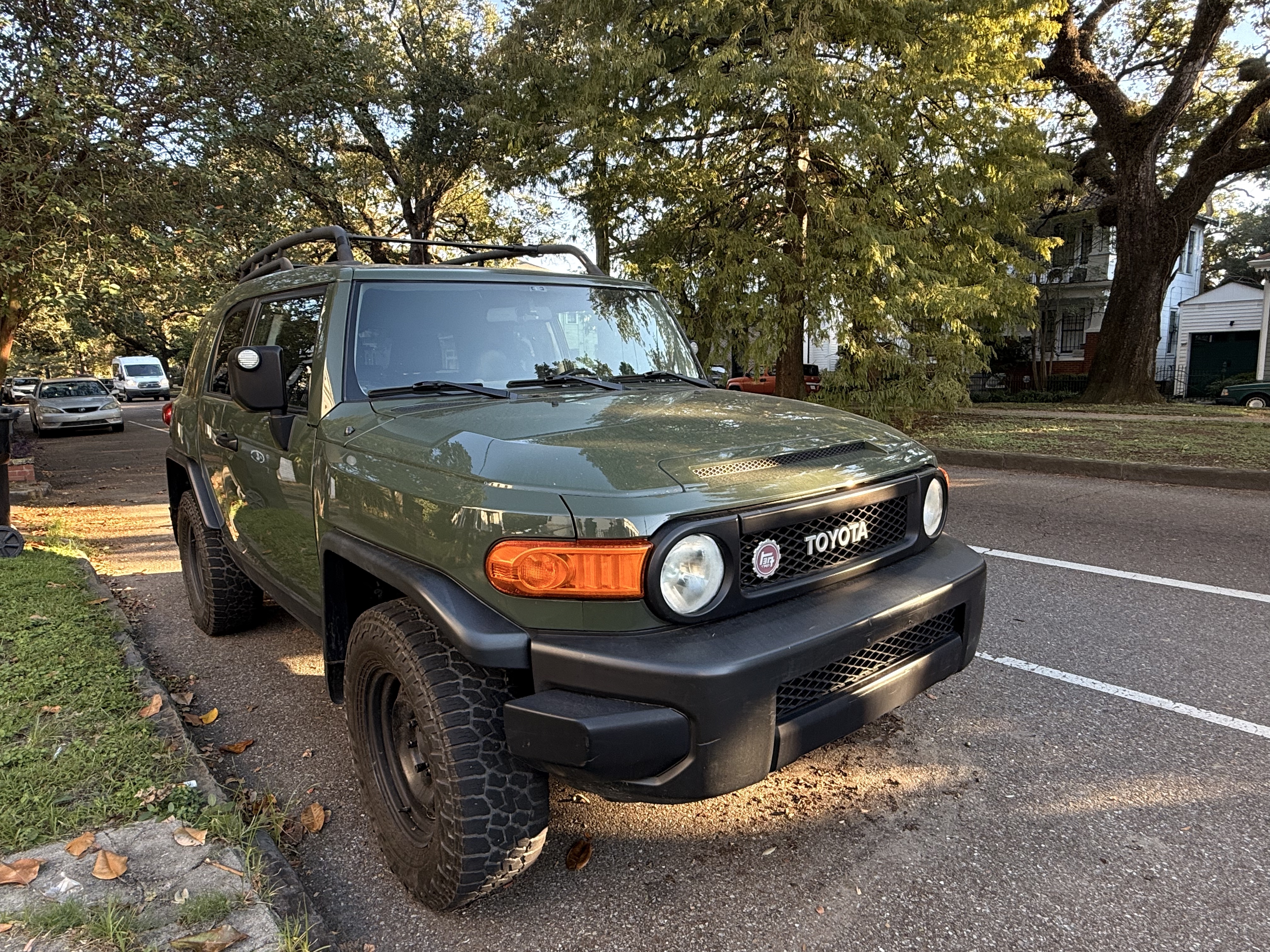 Used 2011 Toyota FJ Cruiser 4WD w/ Upgrade Pkg 3 image 1