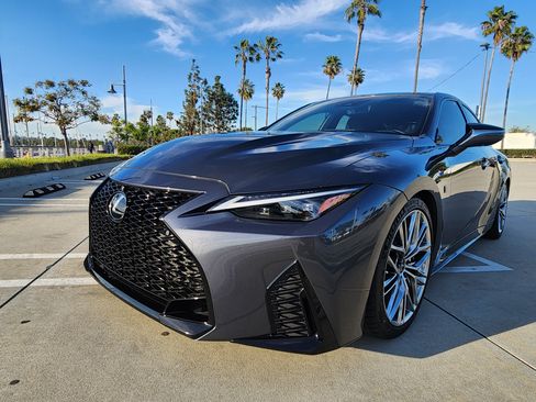 Used 2022 Lexus IS 500 image 5