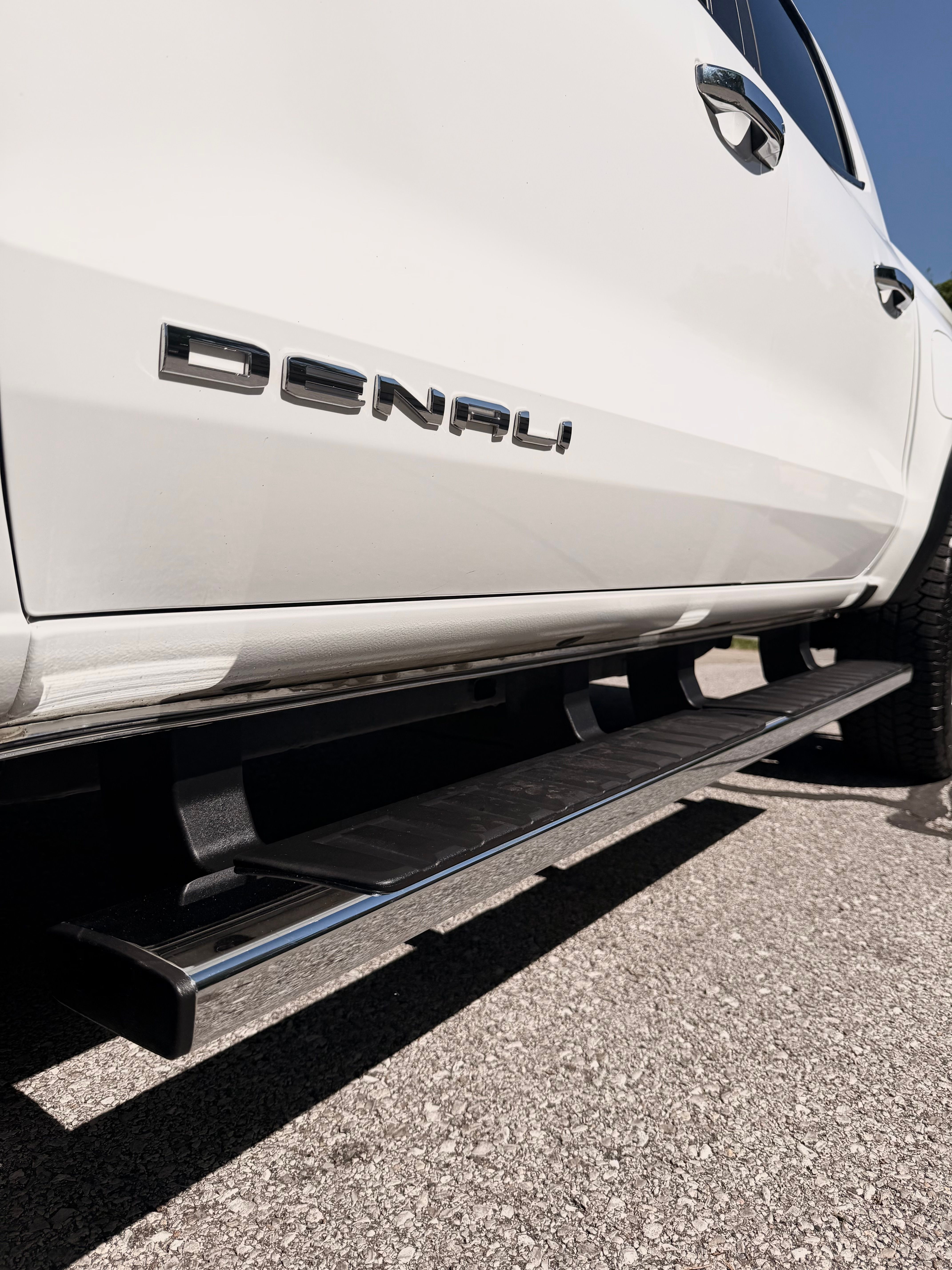 Used 2025 GMC Canyon Denali AWD/4WD image 10