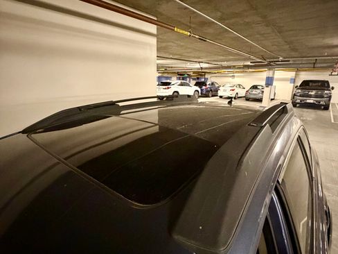 Used 2014 Subaru Outback 2.5i Limited w/ Moonroof Package image 9