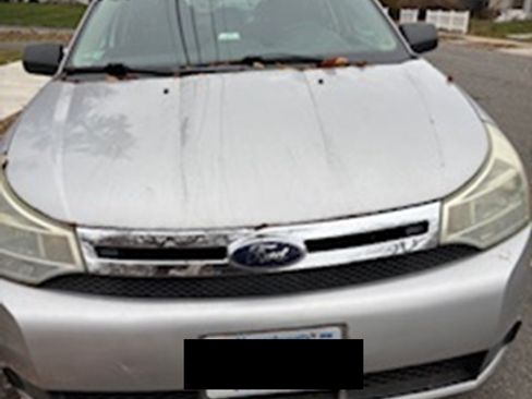 Used 2009 Ford Focus SE image 1