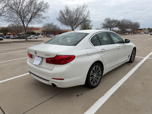 Used 2019 BMW 530i xDrive w/ Convenience Package image 10