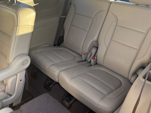 Used 2017 GMC Acadia Denali w/ Technology Package image 11